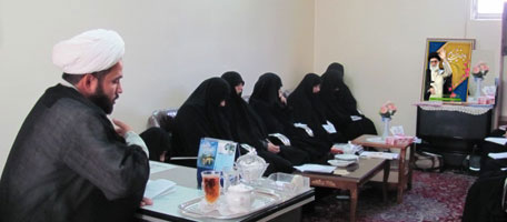 تصویر از چهارمین جلسه بررسی احكام حلقه صالحین برگزار شد.